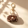 Porte-clés mini sac en peluche imprimé léopard faux poils de veau charme de sac fermoir métallique - Avec Porte-clés / Café Foncé