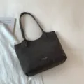 Sac cabas en cuir gris foncé pour femmes, grand sac d'épaule élégant pour le travail. - Ébène sans Pendentif