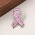 Broche de solapa con cinta rosa para concientizacion sobre el cancer de mama uso diario. - Cinta Rosa con Letras
