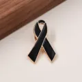 Broche de cinta de metal negro y dorado alfiler de solapa para decoracion de ropa. - Lazo Grande Blanco