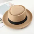 Classic British style camel felt jazz hat with elegant black ribbon band, perfect for autumn winter. - One Size / Camel