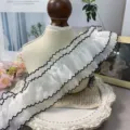 8cm breite doppellagige Chiffon-Plissee-Spitzenborte mit schwarzem Rand für DIY Näh-Basteln - 1 Yard Packung / Weiß