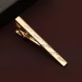 Goldene Krawattenklammer Detail, elegante gravierte Muster für Herren Geschäftsanzug. - Geometrischer Streifen (Gold E) / Mit Geschenkbox / Gold