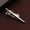 Elegante fermacravatta nave argento da uomo, dettaglio elegante di fermacravatta in metallo per abito. - Scatola regalo / Nave
