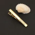 Pisa corbatas dorado de metal para hombre negocios formal elegante patrón geométrico pasador corbata - Estilo de Moda de Cuadrícula de Diamante (New807领带夹)