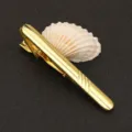 Simple pinza de corbata dorada minimalista para hombre, accesorio elegante de traje formal. - Estilo de Raya Diagonal Refinado (New502领带夹)