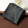 Taschino da uomo a spina di pesce retrò, dettaglio verde scuro per elegante abito formale aziendale. - Fazzoletto da Taschino / Lisca di Pesce Verde Scuro