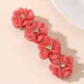 Rode fluwelen bloem haarklem met strass, elegante lente haarspeld voor dames en meisjes. - Koraalroze