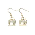 Pendientes de Máquina de Coser Aceite de Gota Dorado Estrás Acabado Oro K Variante - Diseño de Máquina de Coser / Blanco
