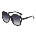 Occhiali da sole polarizzati oversize da donna con lenti sfumate e montatura nera. - 2117 Montatura Nero Brillante Lente Grigio Sfumato