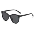 Lunettes de soleil pour femmes tendance monture noire œil de chat et verres sombres. - Monture Noire Verres Noir Gris