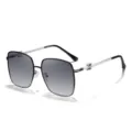 Lunettes de soleil carrées dégradées pour femmes avec monture en métal noir argenté - Monture Noire et Argent Verres Gris Dégradé