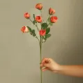 Branche de fleurs artificielles rose à 7 têtes décoration de salon à la maison - Rouge Orangé