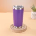 Vista dettagliata del bicchiere termico sottovuoto in acciaio inossidabile viola 20oz. - 20oz / Viola