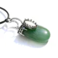 Ciondolo in giada cristallo verde naturale collana vintage luna corona pietra bianca. - Collana Ciondolo Stella Luna / Giada avventurina