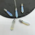 Pendente a colonna esagonale in cristallo collana pietra opale sintetica accessori. - Opale