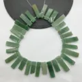 Pietra verde naturale irregolare piatta rettangolare foro laterale gemma grezza perla gioiello fai da te - Aventurina verde
