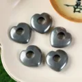Pendentif coeur en pierre naturelle percé accessoires de bijoux bricolage perles en vrac. - Hématite (une pièce)