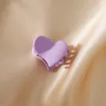 Pinza de pelo de corazon purpura para mujer, pequenio accesorio bonito para estilo diario. - Violeta Claro