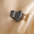 Pequena pinza de pelo de corazon de metal accesorio elegante para mujeres estilo - Negro de Armas