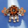 Retro Strass Quaste Haarklammer Detailansicht glitzerndes funkelndes Haarzubehör für Damen - Fünfblättrige Blumen Haarklammer / Champagner