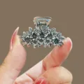 Vintage silver metal floral hair claw clip, small elegant shark clip for daily hair styling. - YZA39-9 / Antique Silver