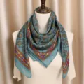 Foulard carré en coton et lin rétro, motif chaîne vintage pour un style élégant. - Croix Anneau Bleu-Vert