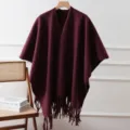 Chal capa con flecos color sólido otoño invierno para mujer cárdigan de punto elegante. - 110*170cm / Burdeos