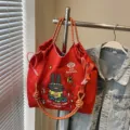 Borsa shopper rossa in tela con ricamo di coniglio, grande borsa a tracolla casual da donna. - Rosso