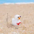 Mini figurine de canard en résine avec lunettes de soleil et cœur, accessoire de déco DIY. - Blanc Brillant