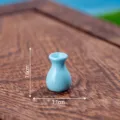Mini vaso in ceramica azzurro statuetta in miniatura ornamento da scrivania accessorio 1.6cm - Brocca di Vino Lucida