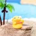 Simpatica mini statuetta in resina animale cartone animato giallo decorazione 1,8cm - Opaco - Sfregamento