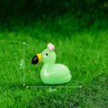 Miniatür leuchtende Flamingo Harz Figur mit Schleife, süßes DIY Bastel Deko Zubehör. - Jelly Leuchtend Grün
