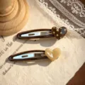 Adorables pinces à cheveux clics en métal avec cœur à pois et uni pour coiffure quotidienne mignonne. - Paire de Pinces à Cheveux Cœur Pois / Marron Abricot