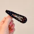 Pinza para el pelo negra con lunares de terciopelo horquilla bonita accesorio capilar mujer estilo diario. - Negro