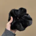 Chouchou à cheveux en peluche noire avec fils scintillants, élastique doux et duveteux pour femmes. - Noir