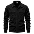 Vista detallada de la sobrecamisa negra efecto ante con bolsillos en el pecho y botones a presión. - S / Tops / Negro