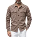 Veste chemise marron en suédine pour homme à manches longues avec deux poches poitrine. - Kaki