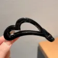 Black twisted hair banana clip sleek geometric hair claw for elegant hairstyles ponytail styling - Heart / Black