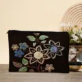 Zwarte canvas cosmetische tas geborduurd met kralen bloemen make-up tasje voor dames. - 05# Kraal Geborduurde Bloemen