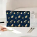 Trousse de maquillage zippée bleu foncé style de Noël imprimé doré étoiles et feuilles. - 02 (Bleu Foncé Étoilé)