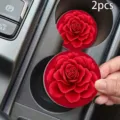 Vista dettagliata dei sottobicchieri per auto con rose rosse, in silicone antiscivolo. - Rosa Rossa 3D