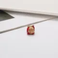 Roter und goldener Emaille-Legierung Weihnachtsgeschenkbox Charms Perle DIY Schmuck Zubehör. - Weihnachtsgeschenkbox / 1