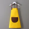Grembiule da pittura impermeabile per bambini con tasca marrone e spallacci regolabili. - Grembiule Blocco Colore Giallo-Marrone