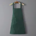 Delantal de cocina impermeable verde oscuro con bolsillo, ropa de trabajo colgante para el hogar. - Liso / Verde Oscuro