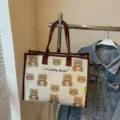 Sac cabas en toile avec joli imprimé d'ours de dessin animé, grand sac à main décontracté - Café