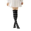 Calcetines largos a rayas negras y grises, perfectos para fiestas y uso diario. - Rayas Anchas Negras y Gris Oscuro