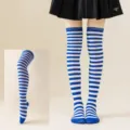 Calcetines altos de rayas azul y blanco mujer cosplay fiesta medias largas anime moda - Rayas finas azul real y blanco