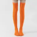 Calcetines largos naranjas sobre la rodilla para mujer, ideales para cosplay y fiestas diarias. - Calcetines Largos Naranjas