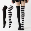 Mujer Calcetines Altos A Rayas Muslo Rodilla Moda Fiesta Cosplay Medias Lindo Par - Rayado Negro Blanco y Negro